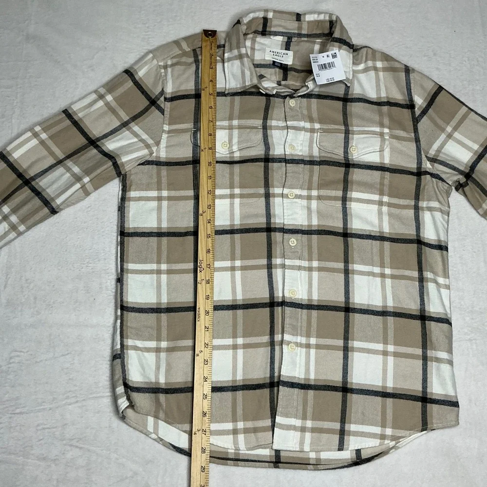 NWT American Eagle Outfitters Men's Flannel Shirt Long Sleeve Plaid Button Up‎ M